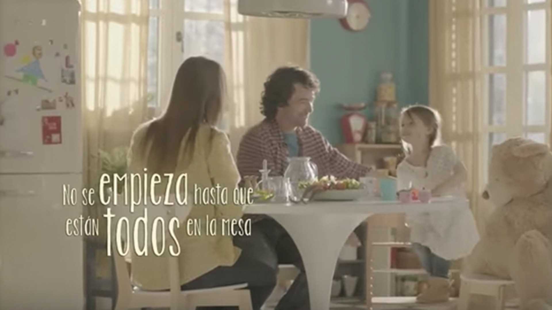 MAGGI - Con al comida no se juega ¿o si?